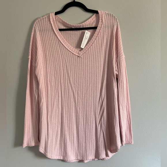 Light weight, long sleeved waffle top - Picture 1 of 1
